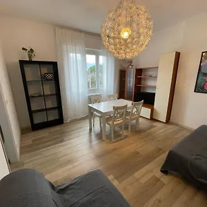 Casa Maggiana Hébergement de vacances Mandello del Lario