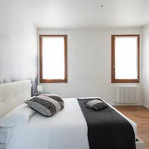 In San Marco With Canal View By Wonderful Italy Appartement Venise